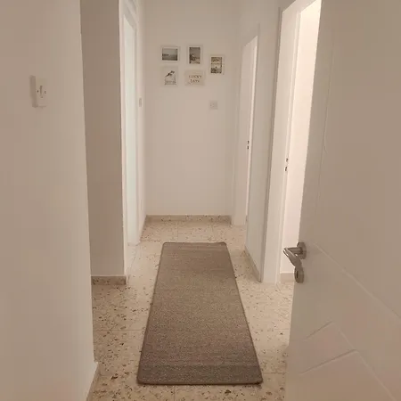 A & A House Appartement Larnaca