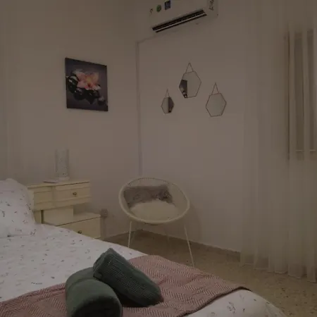 A & A House Appartamento Larnaca