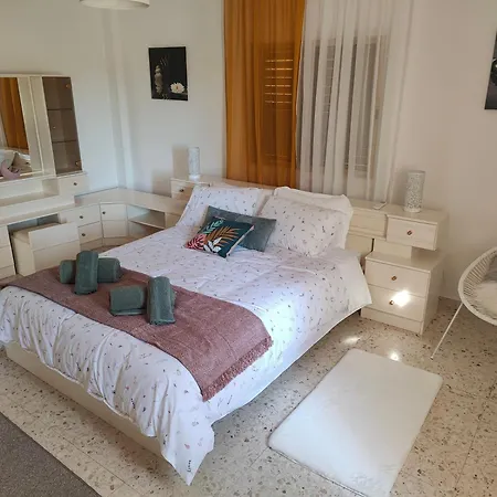Appartamento A & A House Larnaca