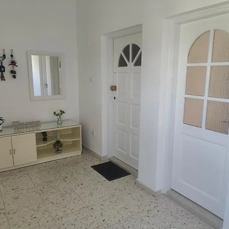 A & A House Διαμέρισμα *